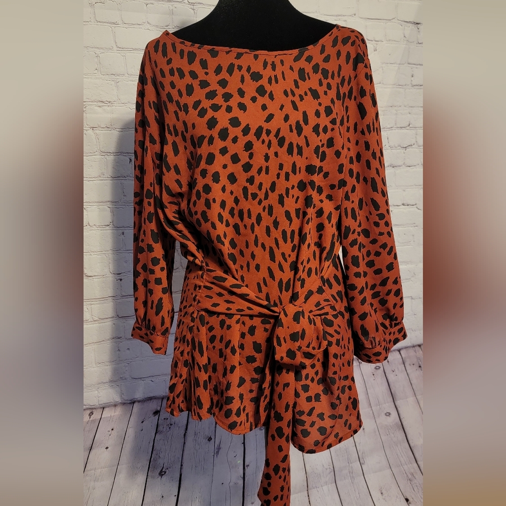 Apt. 9 Rust Orange and Black Leopard Print Top
